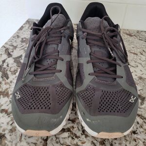 On cloud swiss engineering navy shoes running sneakers size‎ W 10 US